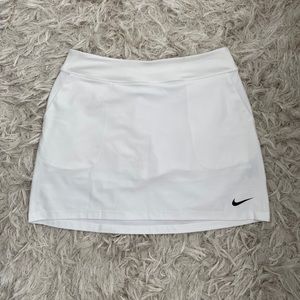 White nike tennis skort!!